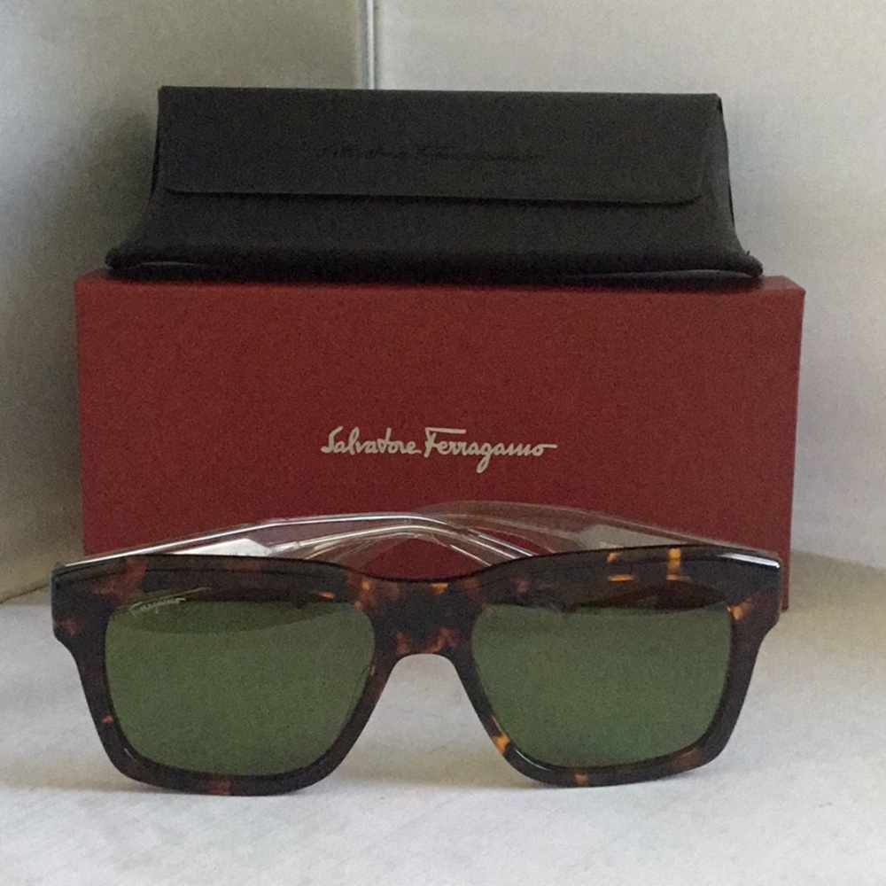 COPY - Ferragamo Oversized Square w/ Transparent Temples